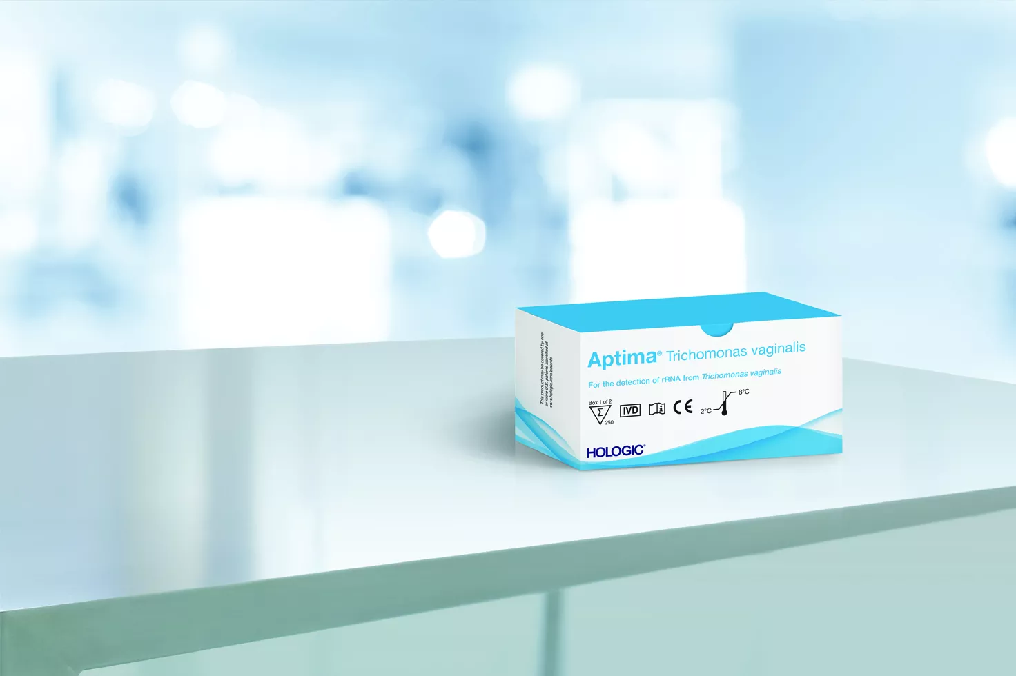 Assaydoos met laboratorium op achtergrond