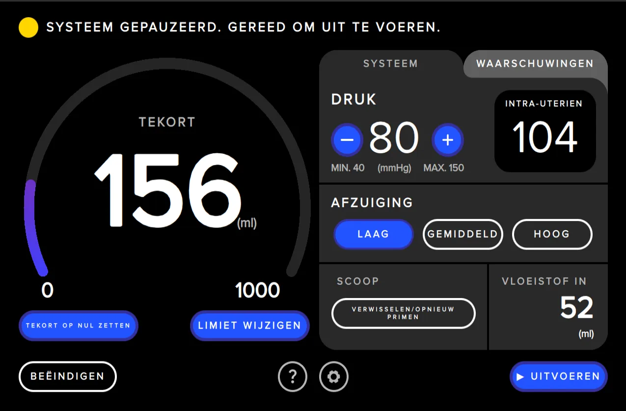 Screenshot van de gebruikersinterface van het Fluent Pro Fluid Management Systeem waarin de zuigkrachtregeling wordt getoond.